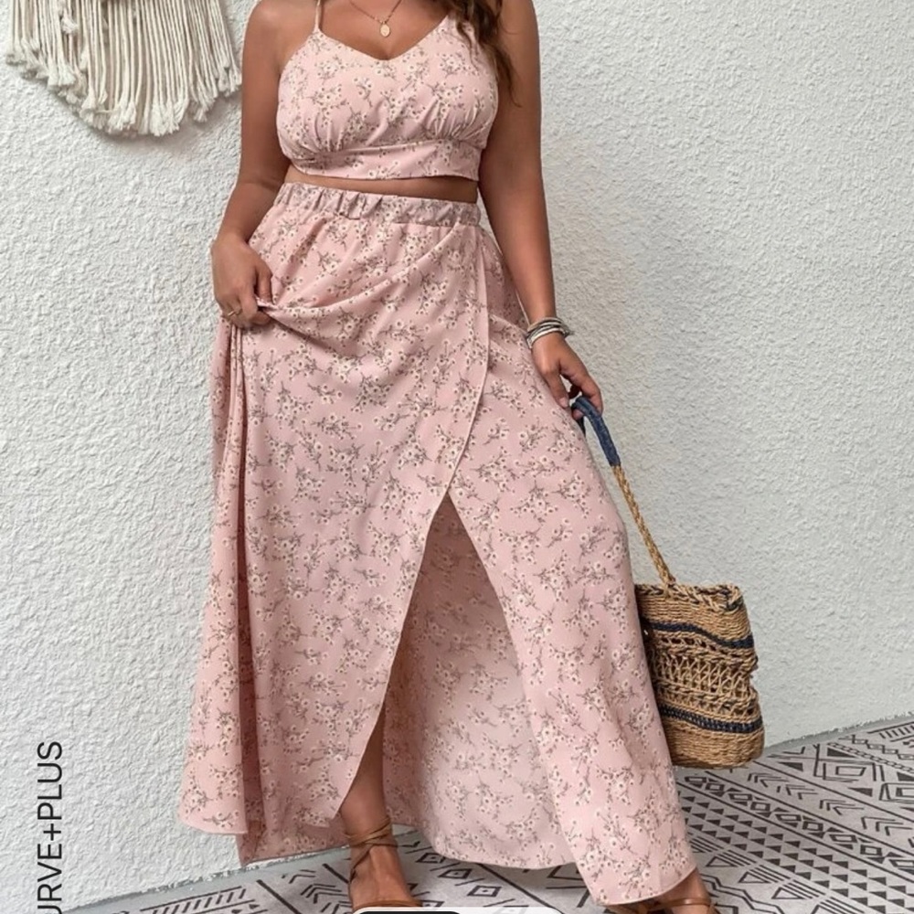 Never worn! 2XL SHEIN 2 piece. So cute!